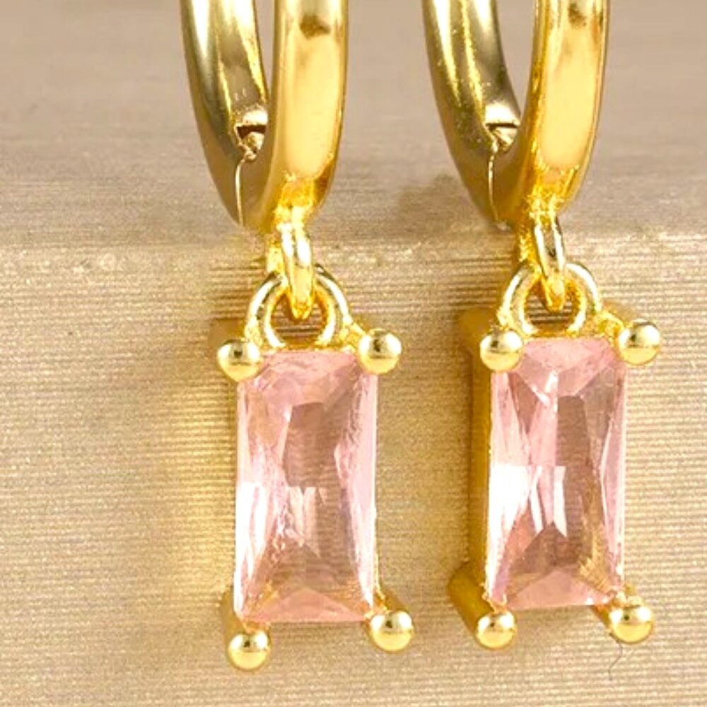 18K GOLD DIPPED TINY HUGGIES WITH LONG SQUARE PINK CUBIC ZIRCONIA DANGLE - Picture 1 of 1